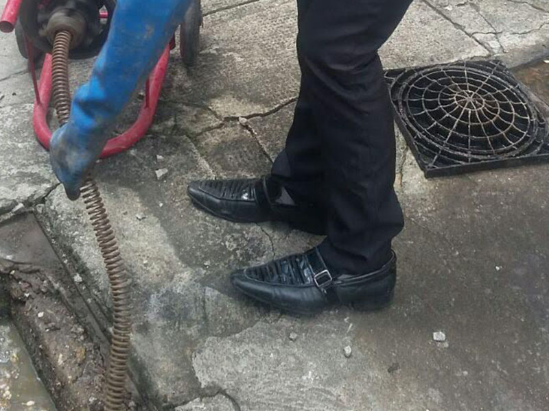 Desentupimento de Esgotos