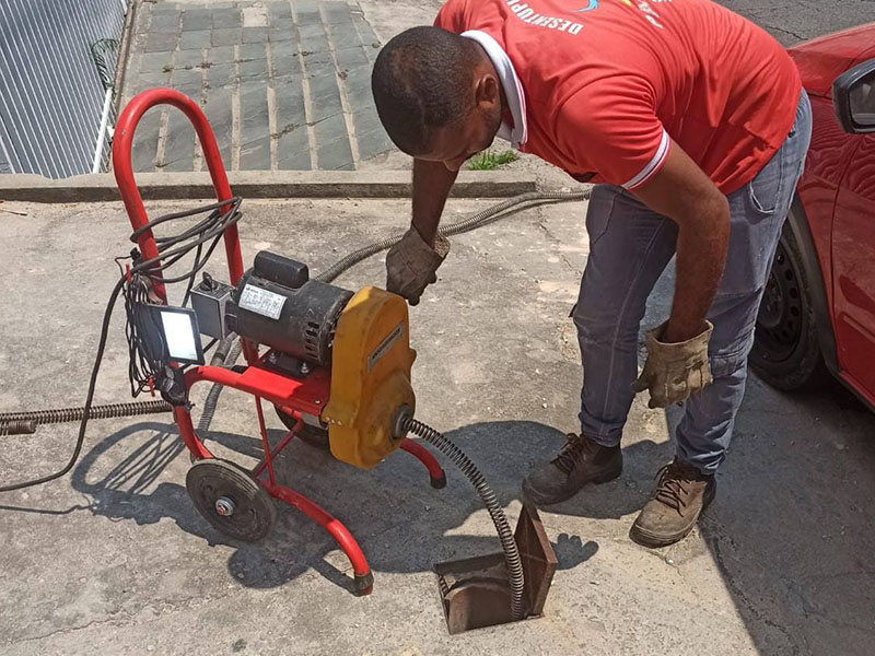 Limpeza de Caixa Separadora